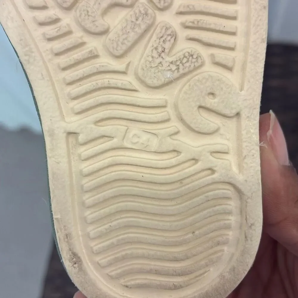 Native Jefferson shoes toddler size 4